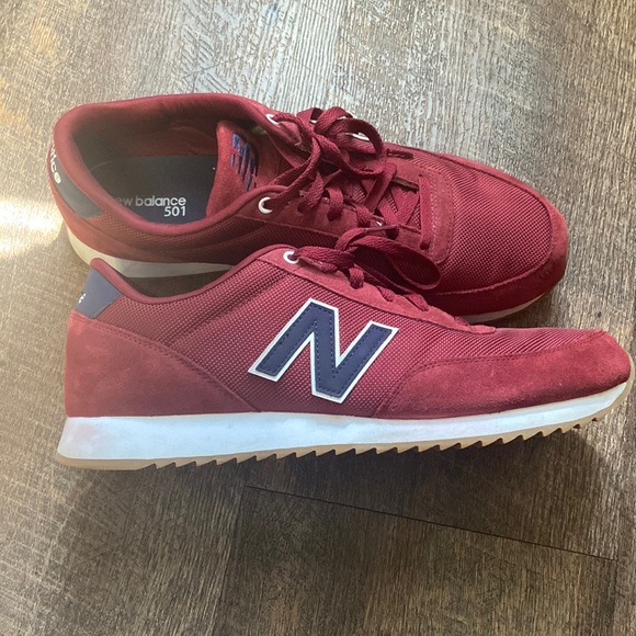 Burgundy/Maroon and Navy Blue New Balances - Picture 1 of 4